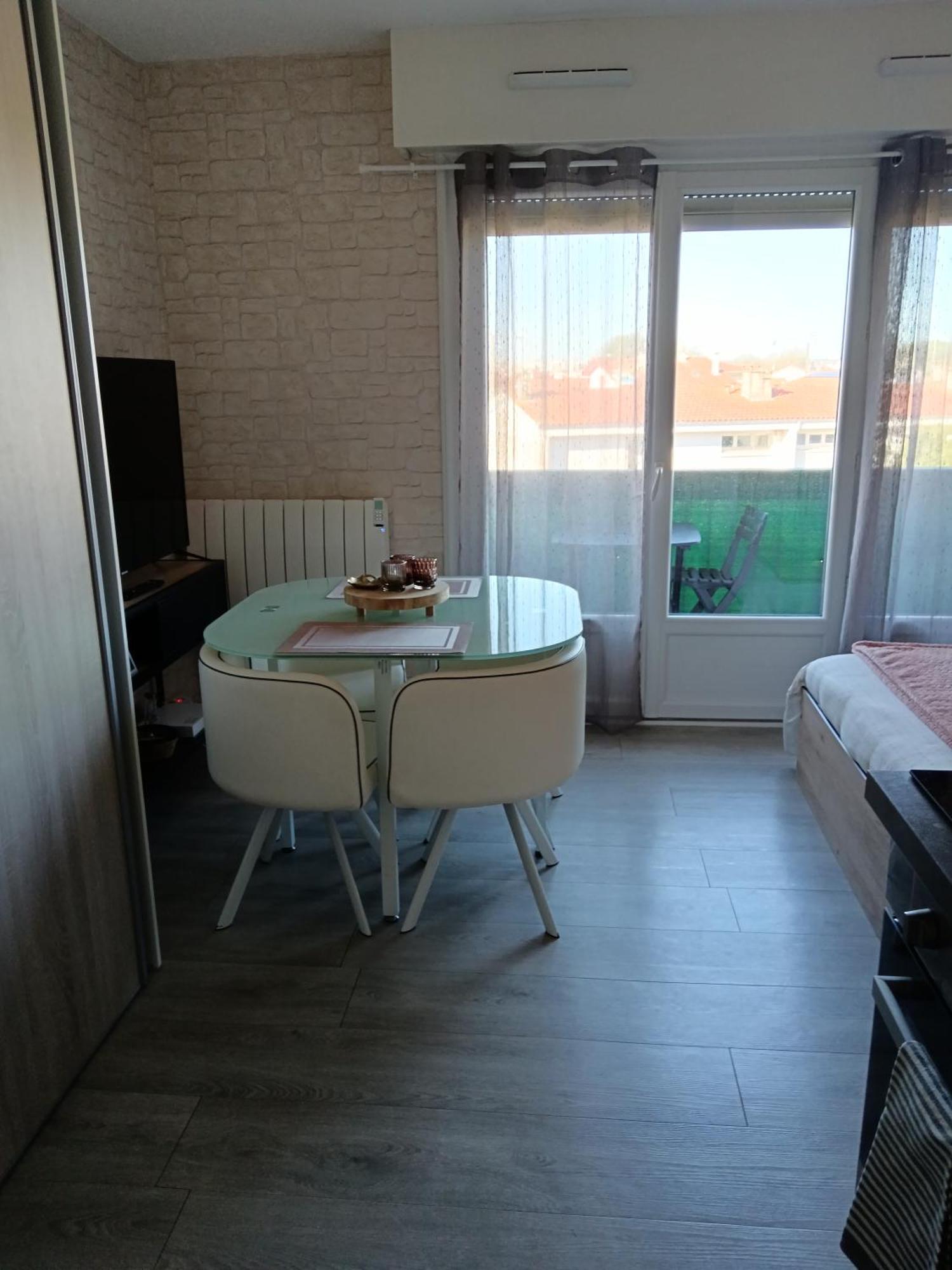 Studio Le Bosquet Apartment Dax Exterior photo